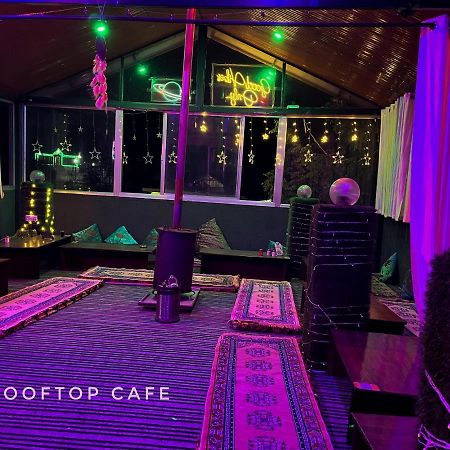 I Love Kasol Hostel & Rooftop Cafe Exteriér fotografie